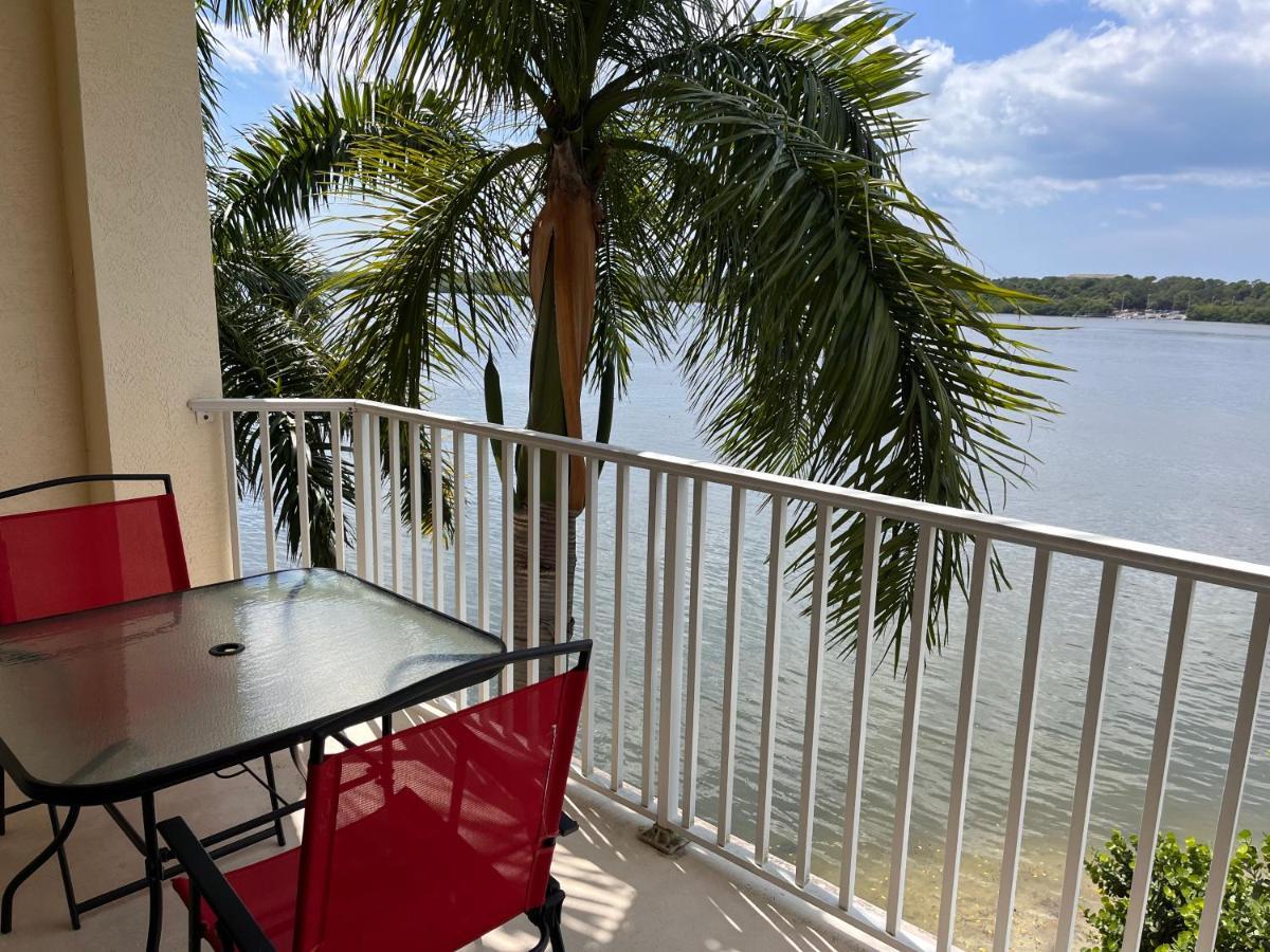 Oceanfront Luxury Condo! Mins To Beach! Rum Bar Next Door! Sankt Petersburg Zewnętrze zdjęcie