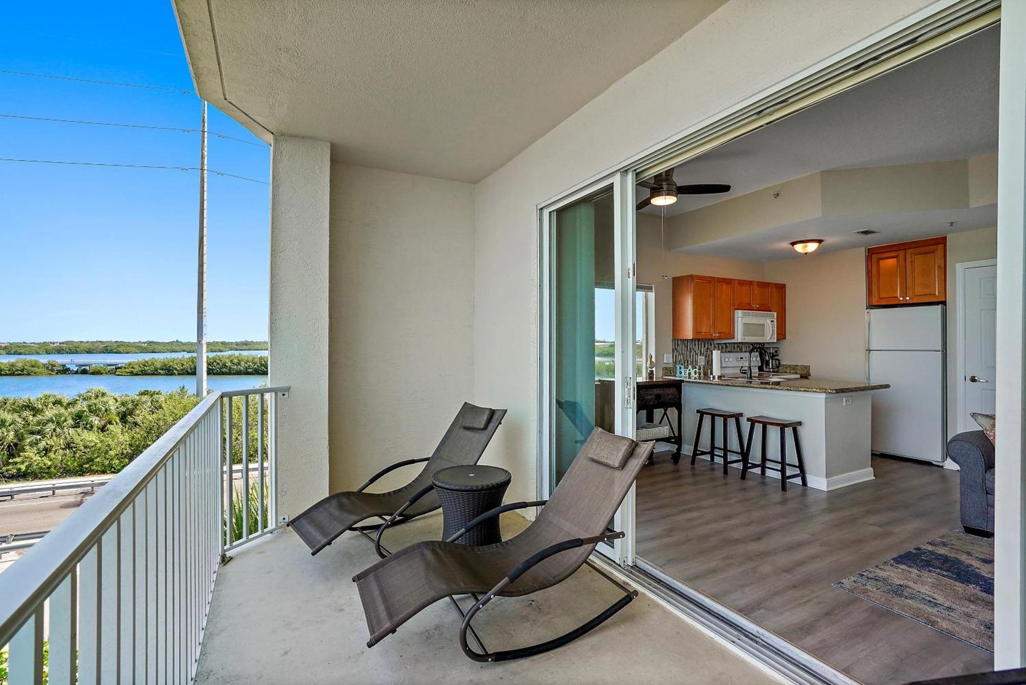 Oceanfront Luxury Condo! Mins To Beach! Rum Bar Next Door! Sankt Petersburg Zewnętrze zdjęcie